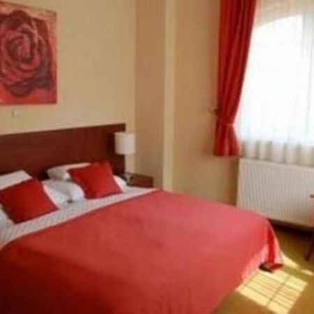 Nyíregyháza Staff House B&B 외부 사진