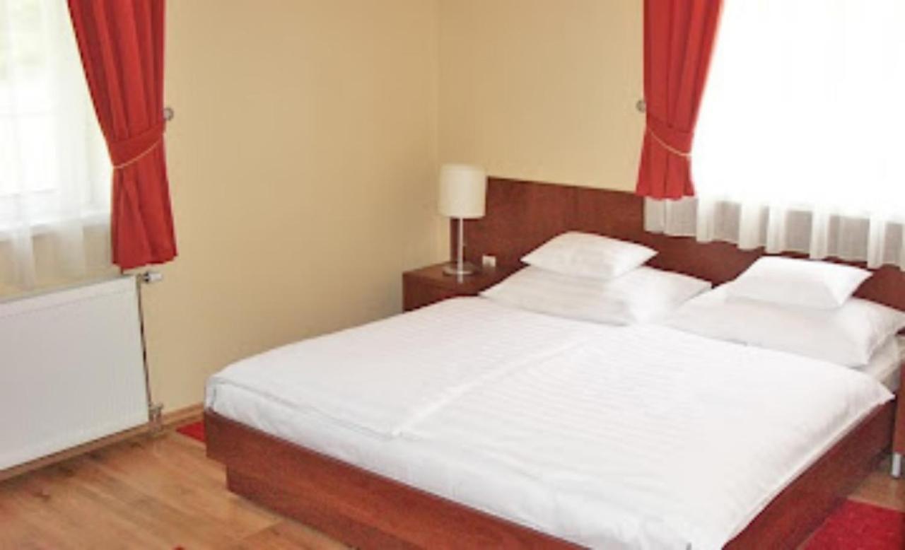 Nyíregyháza Staff House B&B 외부 사진