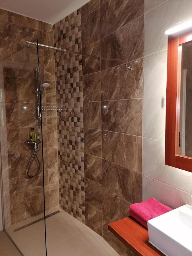 Nyíregyháza Staff House B&B 외부 사진
